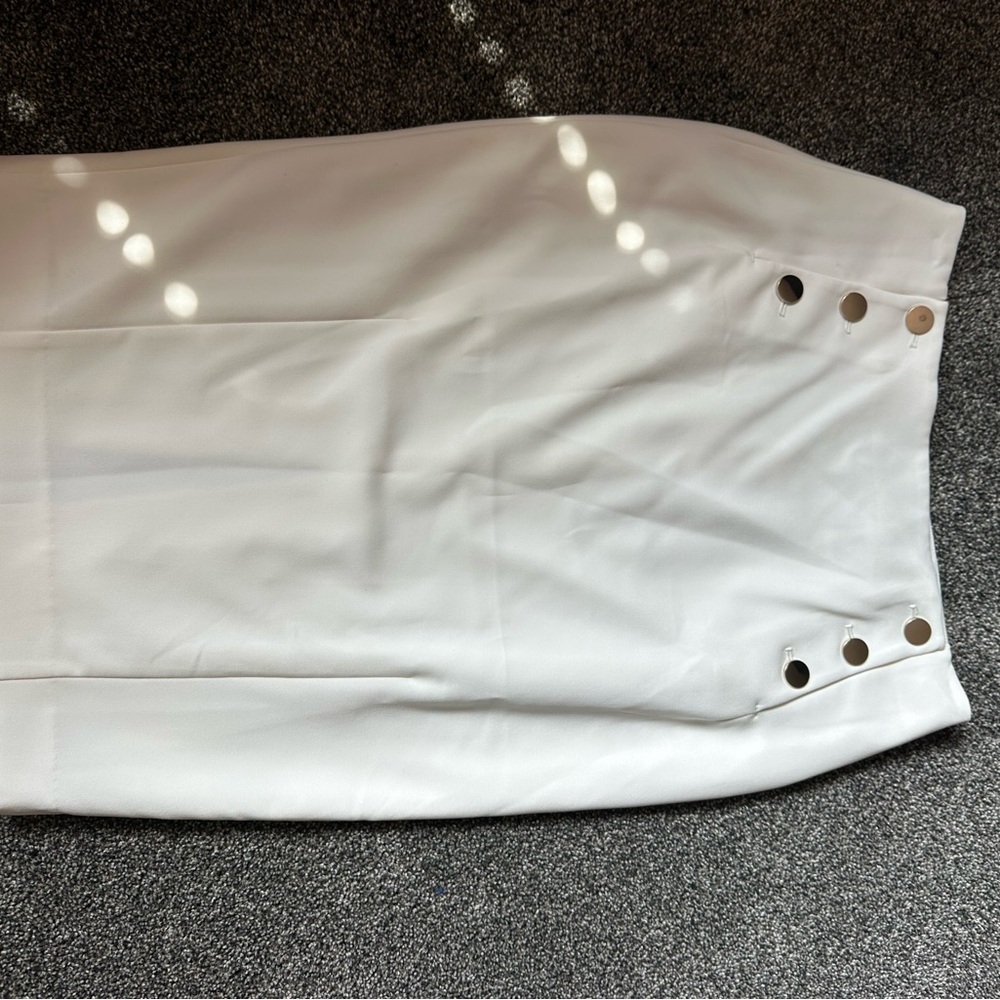 H&M White Pencil Skirt with Button Detail